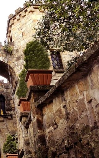 No está en Europa: en plena Bogotá se esconde un castillo de casi 100 años que imita al viejo continente