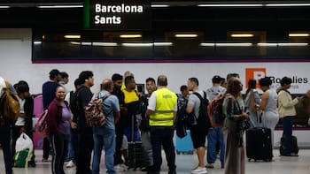 Las fuertes tormentas vuelven a frenar los trenes en Cataluña y los maquinistas se plantan tras los problemas provocados por las lluvias