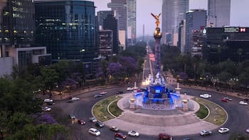 Banamex advierte: Por deterioro fiscal y Pemex, Moody’s ‘afila las tijeras’ contra la nota de México