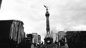Frenazo económico: Analistas recortan pronóstico del PIB de México tras un primer trimestre crítico