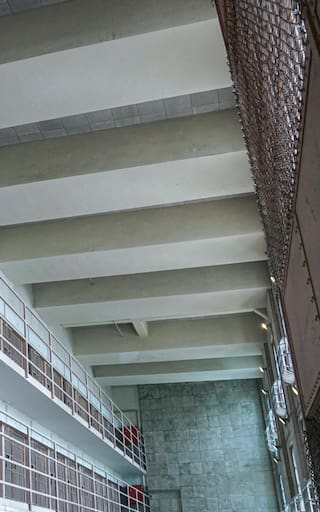 Escaparon siete presos de un centro de detención en Neiva: entre ellos está alias Richard, implicado en un atentado con motobomba