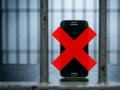 Adiós a los celulares en las cárceles: el Gobierno oficializó el bloqueo de equipos en penales federales