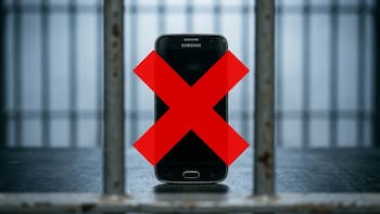 Adiós a los celulares en las cárceles: el Gobierno oficializó el bloqueo de equipos en penales federales