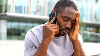 Confirmado | Nueva York suspenderá la línea de teléfono de todos los ciudadanos y extranjeros que hayan demorado este trámite