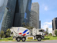 Reporte récord no frena desliz de Cemex en la bolsa, a pesar de revisar al alza sus metas para 2026