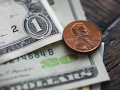 El Tesoro compró u$s 40 millones y el dólar subió a $ 1400 en un día de baja liquidez