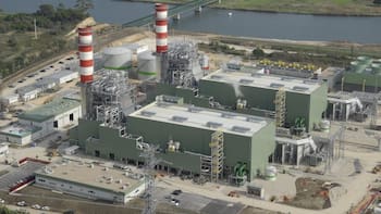 El Gobierno acelera la venta de dos centrales térmicas: cuánto espera recaudar