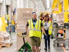 Amazon se adelanta a la temporada de ofertas y fortalece su red logística con miles de empleos temporales