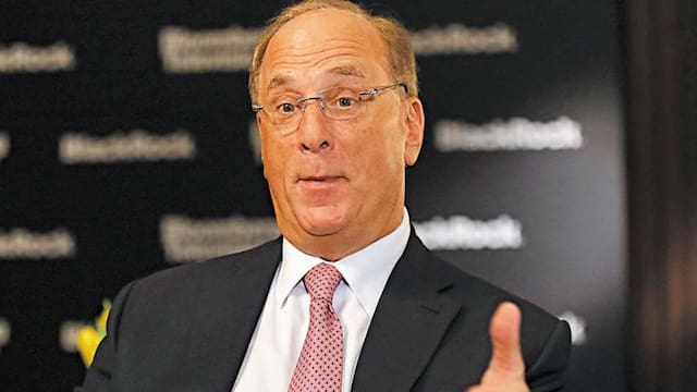 BlackRock sufre el rigor del invierno cripto: su cartera se desplomó, pero compró más