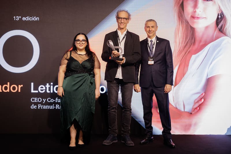 Florencia Pulla, editora general de El Cronista; Diego Fenoglio, cofundador de Rapanui, y Miguel Urus, socio a cargo de PwC