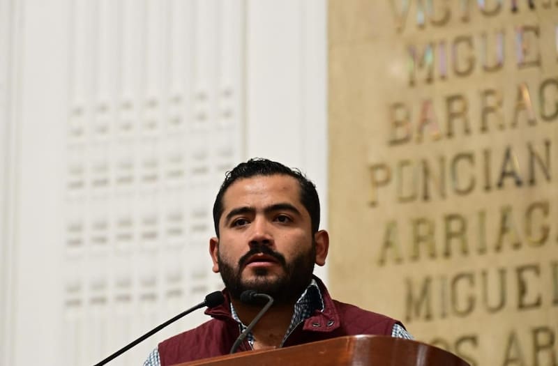 Diputado por MORENA ante el Congreso de la CDMX: César Emilio Guijosa Hernández en el plenario expusó la iniciativa.