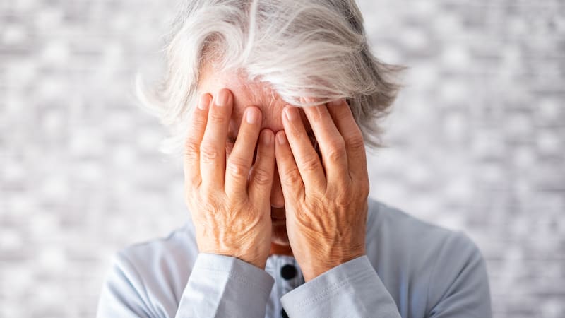 Chau al Alzheimer: la fruta que lucha contra el deterioro del cerebro y reduce el riesgo de desarrollar demencia