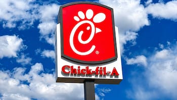 Confirmado | El Gobierno de Estados Unidos demanda a Chick-fil-A por discriminación religiosa