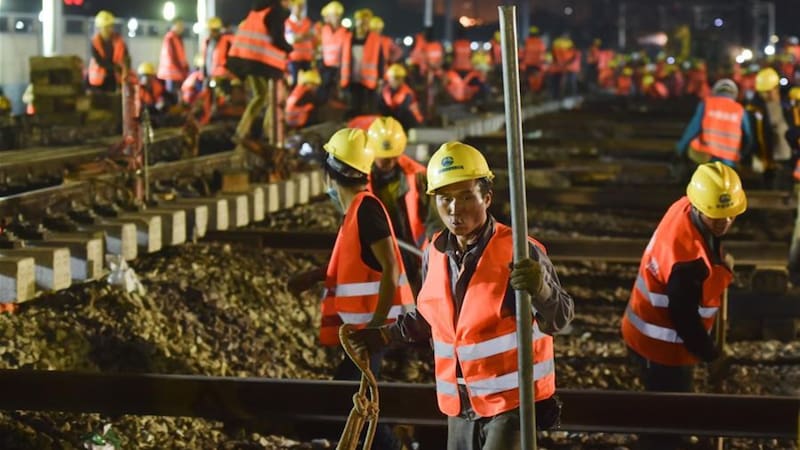 China construyó una estación en menos de un día | Redujo un viaje de 7 horas en apenas 90 minutos
