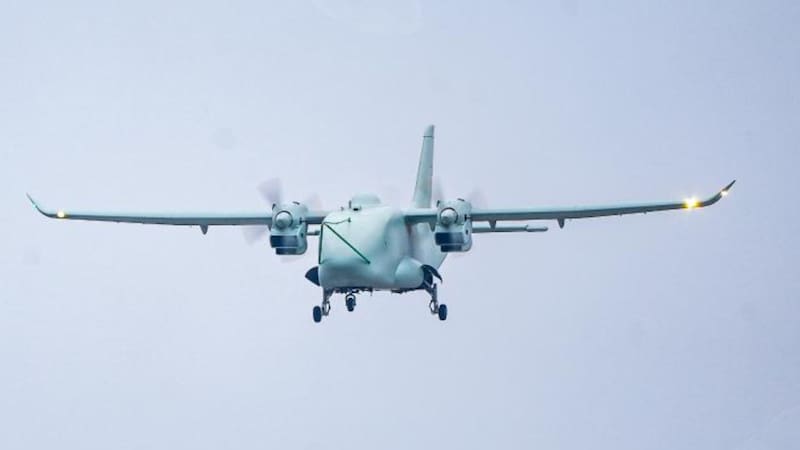 China lanzó el primer dron del mundo con propulsión híbrida de alta eficiencia. Foto: Xinhua