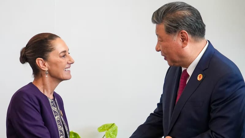 México y China se enfrentan por la industria de los carros.