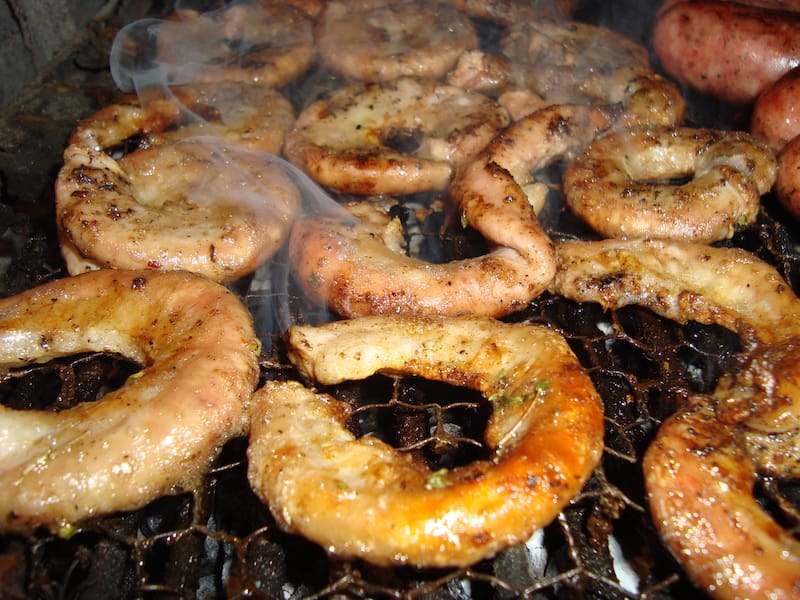 Cómo cocinar chinchulines en la freidora de aire paso a paso.