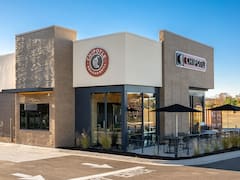 Burritos y pollo frito: El plan de Alsea para traer estas ‘joyas’ del fast food a México y vender 1,400 MDD