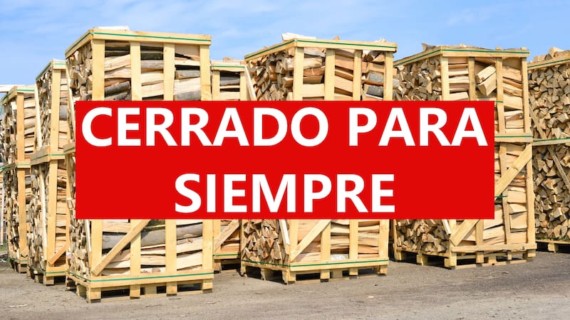 Chipped fire wood in packing on pallets