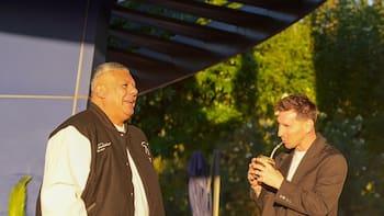 Messi llegó a la Argentina: fotos con Chiqui Tapia y entrenamiento con la Selección