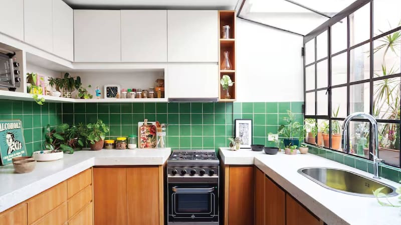 Colocar un frasco con granos de choclo sobre la mesada de la cocina es un ritual utilizado para atraer prosperidad y abundancia al hogar.