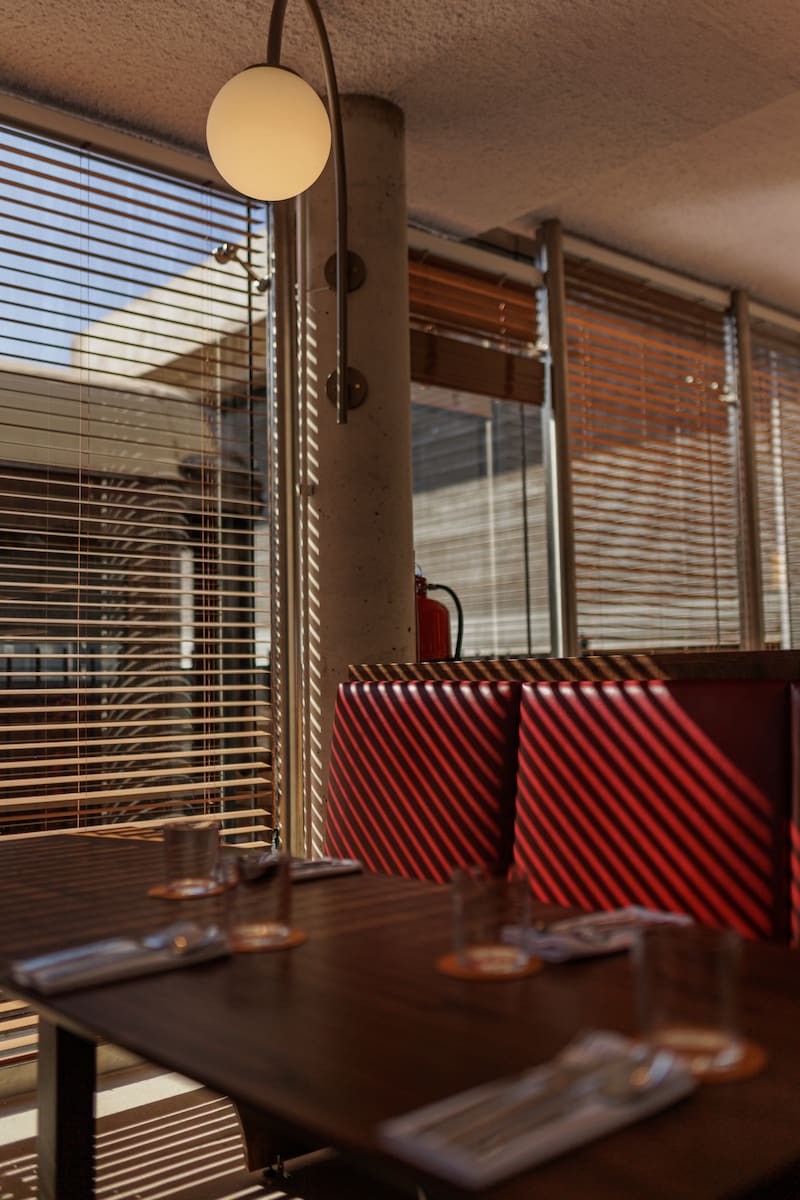 Chuchú: el nuevo restaurante en el Museo Ferroviario, con platos clásicos y vagones de 1930