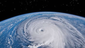 La tormenta del siglo se acerca: se avecina un inminente ciclón tropical en cuestión de días que amenaza con llevarse todo por delante