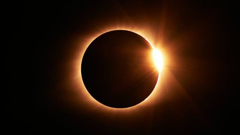 Se acerca el eclipse solar más extenso del siglo: persistirá más de 5 minutos e impactará a todas estas ciudades