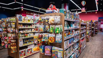Cierra una histórica juguetería del país tras 73 años en el mercado: sus tres tiendas bajaron las persianas