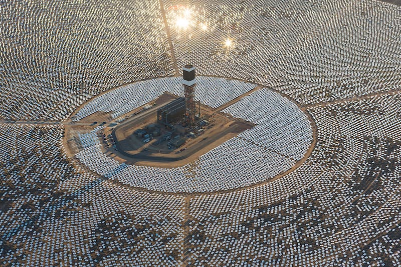 Cierra una planta de energía solar