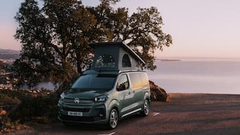 Esta novedosa furgoneta camper de Citroën es ideal para viajar, comer y dormir en viajes largos: ofrece hasta 17 tecnologías de asistencia al conductor