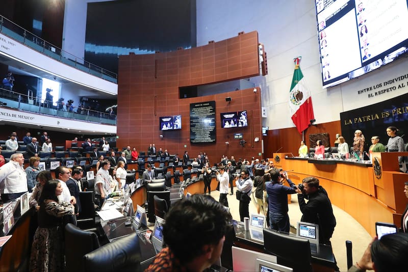 La medida busca garantizar mayor transparencia en precios y condiciones, así como relaciones comerciales más justas y equitativas.