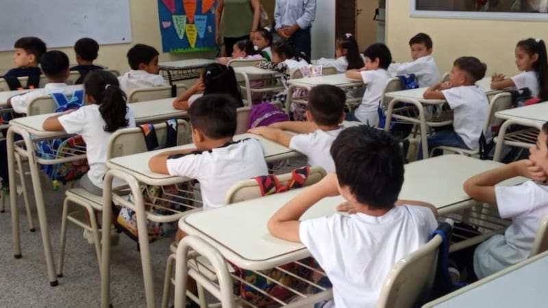 El Consejo Federal de Educación estableció cuántos días de clases se deben cumplir.