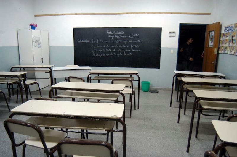 Paro docente en la UNR.