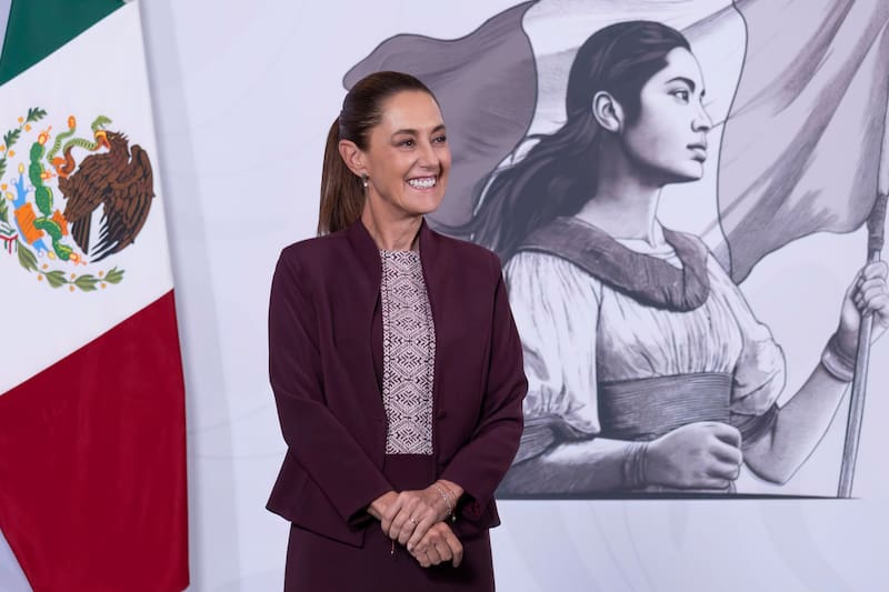 La propuesta será enviada al Congreso y busca modificar el artículo 127 de la Constitución.