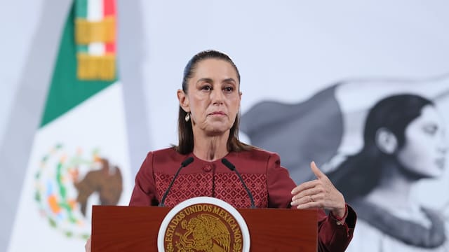 Claudia Sheinbaum obliga a Coca-Cola a modificar sus fórmulas si quiere seguir vendiendo en México: deberá cambiar su sabor