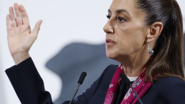 Es oficial | Claudia Sheinbaum congelará la edad de jubilación y ahora los profesionales de este rubro podrán retirarse antes de los 55 años