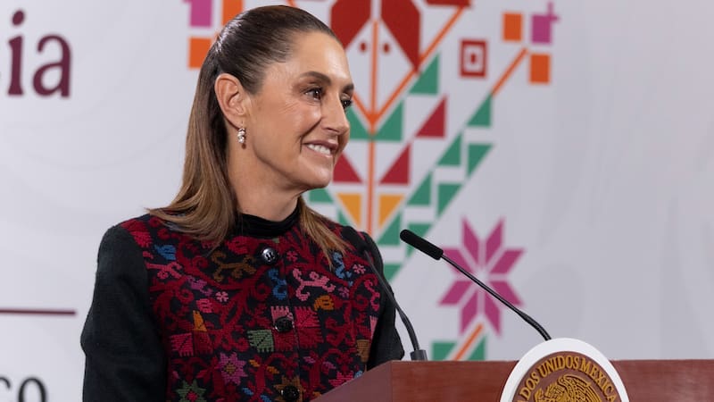 Claudia Sheinbaum presentó el nuevo Tren Insurgente en México