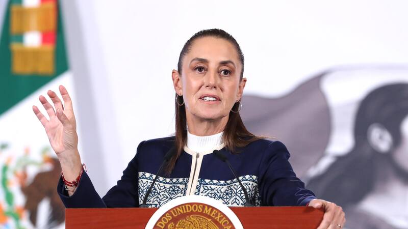 Claudia Sheinbaum prohíbe a estos empleados trabajar de más y no se les pagará.