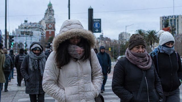 Se viene el “día más frío del mes”: bajan las mínimas, llega aire polar y se intensifican los vientos helados