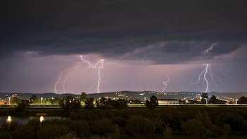 El SMN pronostica lluvias fuertes este miércoles 14 de octubre: influirá el huracán Simón