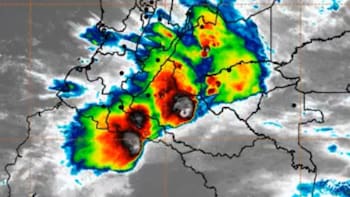 Se vienen la peor tormenta del mes: traerá intensas lluvias, actividad eléctrica y ráfagas de viento antes del fin de semana