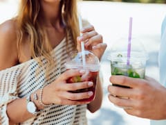 Oficial | Inspeccionarán local por local y habrá grandes multas para quienes den bolsas, platos, vasos y cubiertos desechables