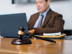 Sin autorización para operar: la CNBV saca de circulación a dos entidades financieras