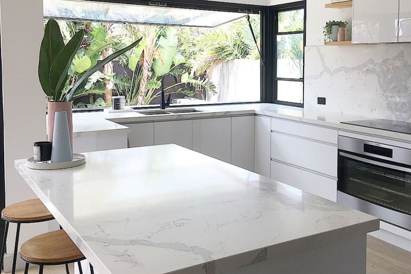 Las islas requieren grandes superficies y un espacio de circulación que muchas viviendas no tienen. Imagen: archivo.