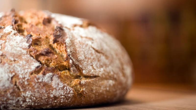 Cómo hacer pan casero sin amasar, fácil y rápido: paso a paso.