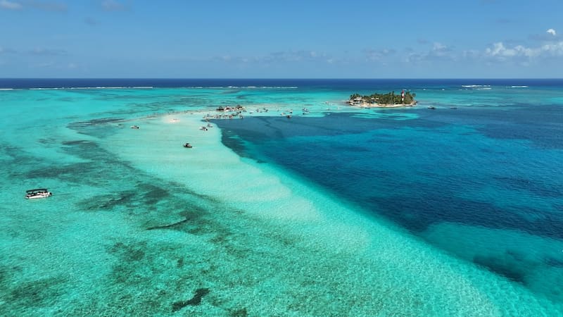El ranking evaluó la cantidad de arrecifes, selvas, montañas, volcanes y otras formaciones naturales en cada país.