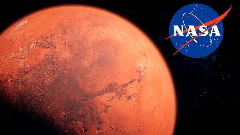 Exploración de Marte: descubrimientos que evocan antiguas ciudades terrestres. (Fuente: Canva / NASA)