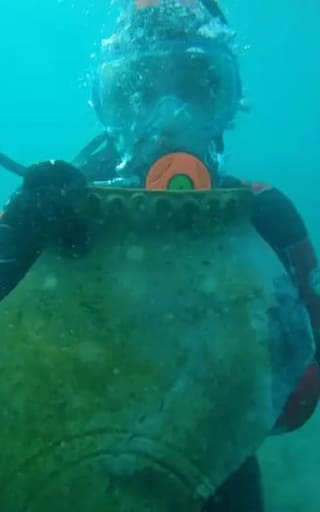 Trascendental descubrimiento arqueológico: hallan una metrópolis similar a Atlantis en lo más profundo de un lago