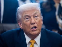 Mientras Wall Street se hunde, Trump extiende por 10 días el ultimátum a Irán